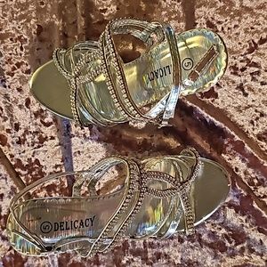 Size 5 Delicacy herls